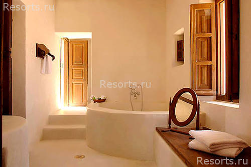 Villas & Mansions of Santorini Island 12